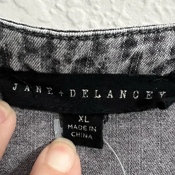 Jane and Delancey Grey Button Up Chambray Top - Picture 5 of 9